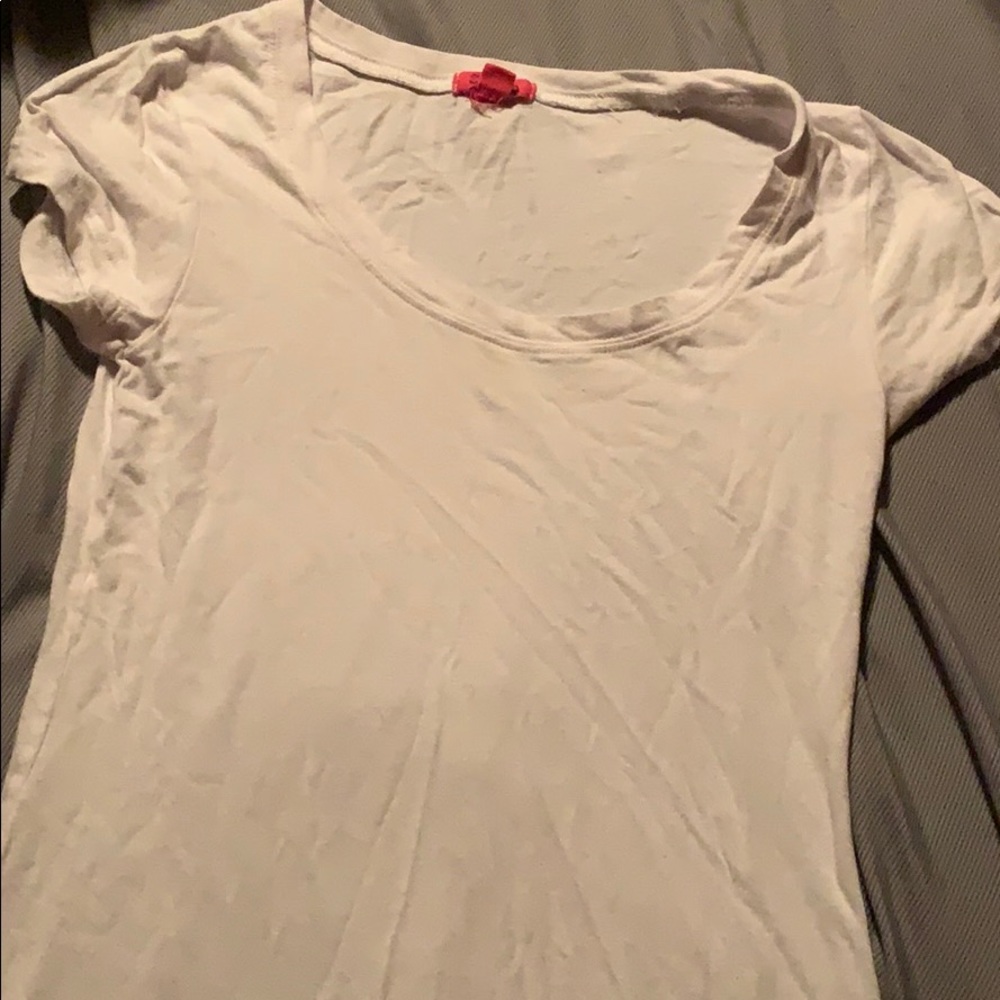 White T-shirt